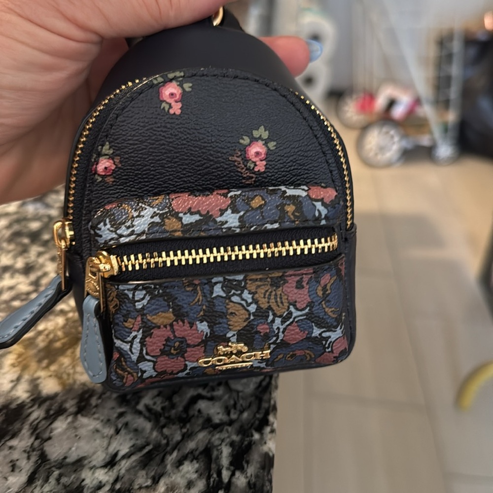 Coach Navy Floral Mini Backpack Key & Card Holder - Picture 6 of 7